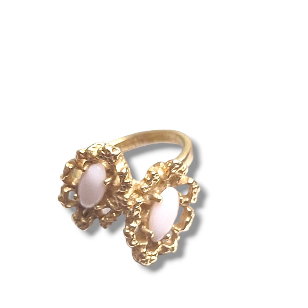 Vintage 10K Yellow Gold And Pink Opal Ring Size 5 Weighes 4.23 grams Not Marked - Picture 6 of 7